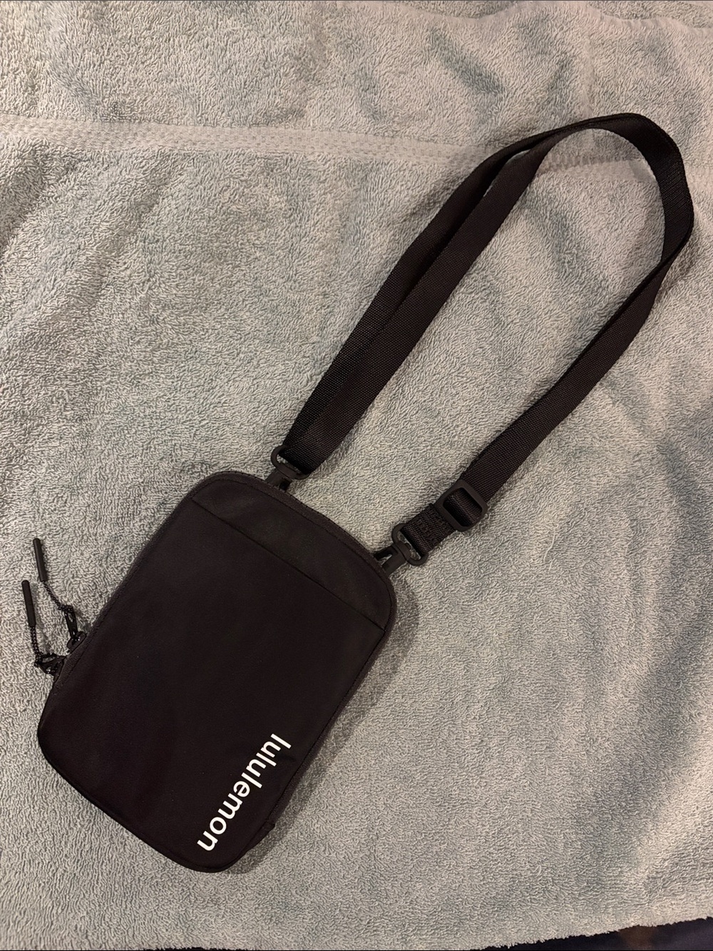 NWOT lululemon athletica Black Easy Access Crossbody Bag - unisex